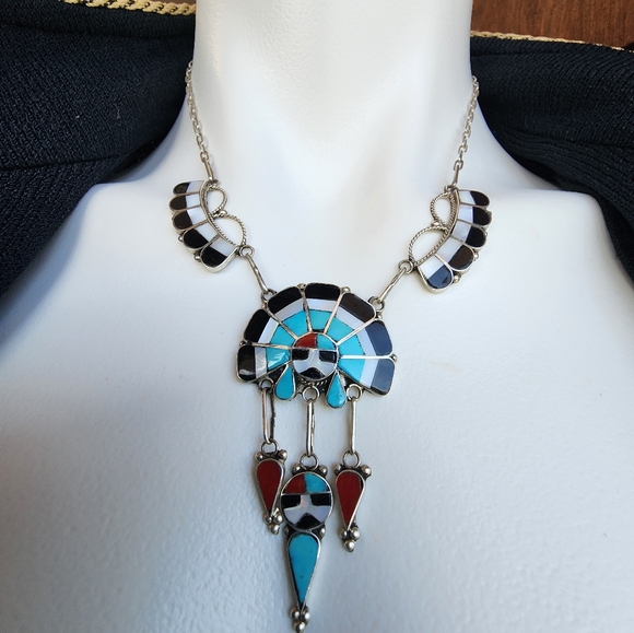 Elegant Zuni Sterling Silver and Turquoise Necklace Set (Comes w/ Matching Ring) - Picture 2 of 8
